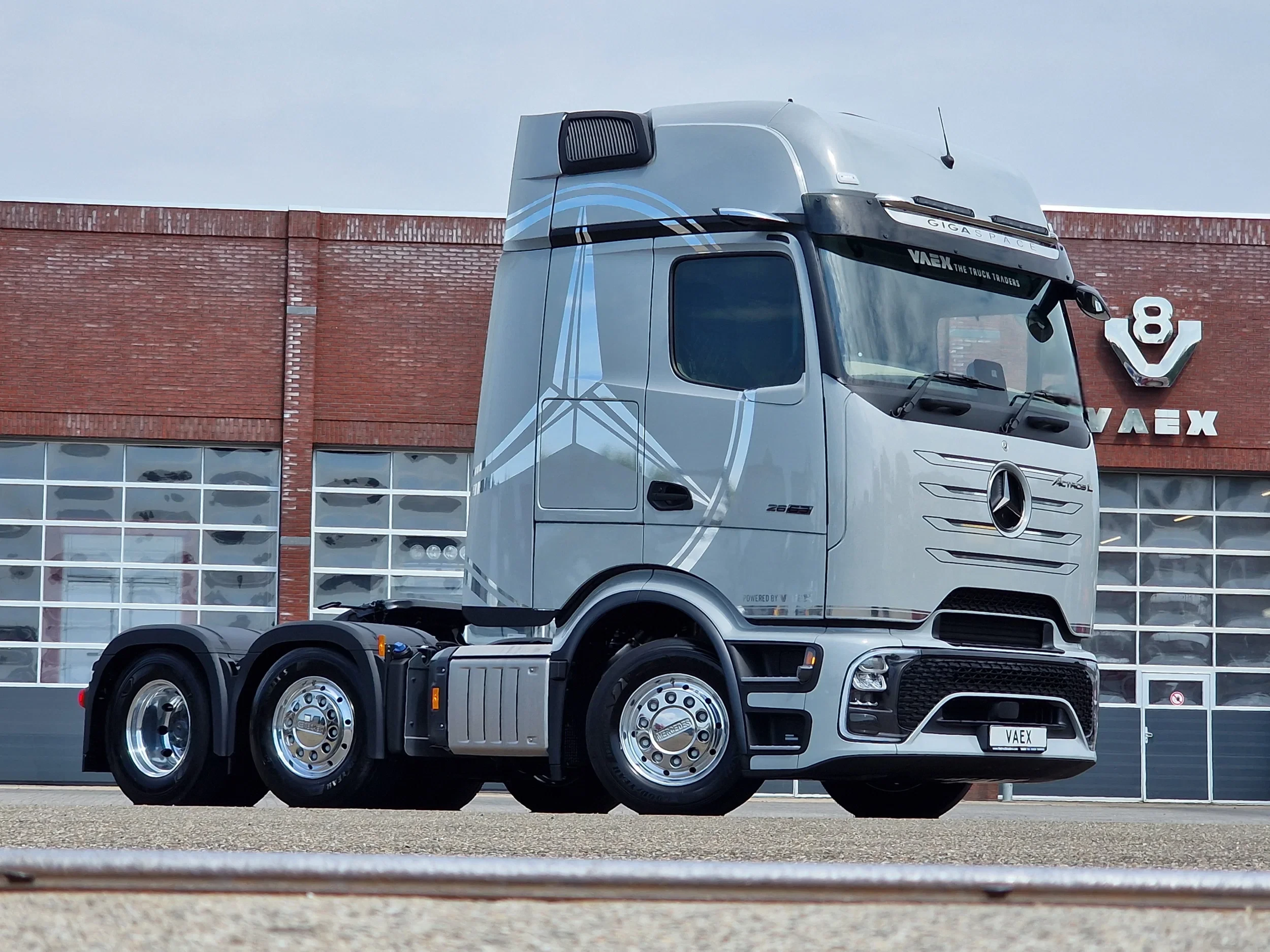 Mercedes-Benz Actros 2026 - L 2663 6x2/4 - RHD - Procab - Gigaspace - Retarder - Leather - Mirror cam afbeelding 6