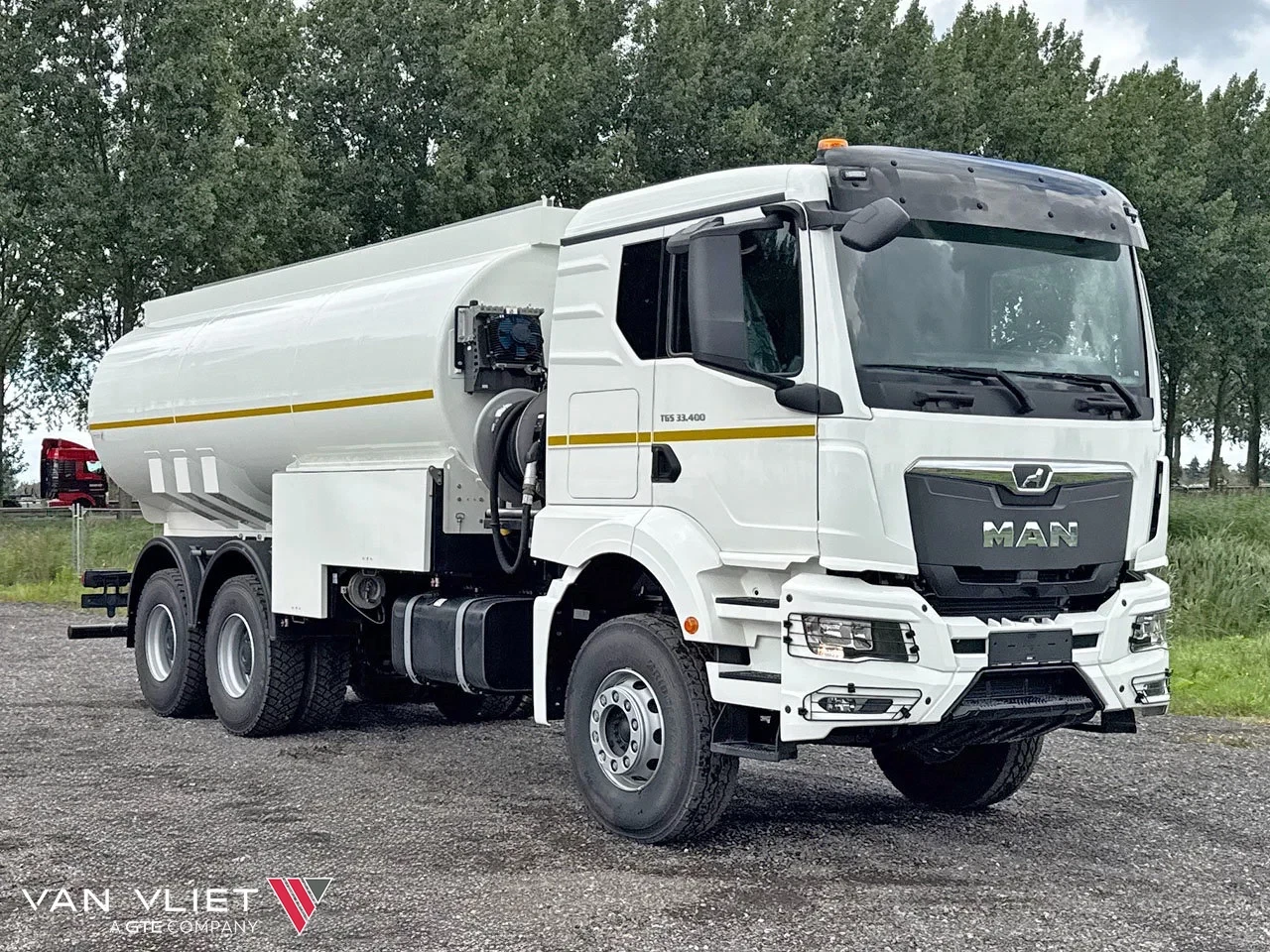 MAN TGS 2023 - 33.400 BB CH Fuel Tank Truck (2 units) image 1