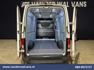 Volkswagen Crafter 2020 - 2.0 TDI 177pk L3H3 L2H2 Euro6 Airco | Camera | Navigatie | Apple Carplay | Cruisecontrol obrazek 2