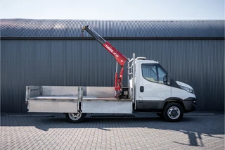 Iveco Daily 2015 - 50C15 3.0L | Open Laadbak | Kraan | Euro 6 | 1ste Eigenaar| 146 PK | 3-Zits image 9
