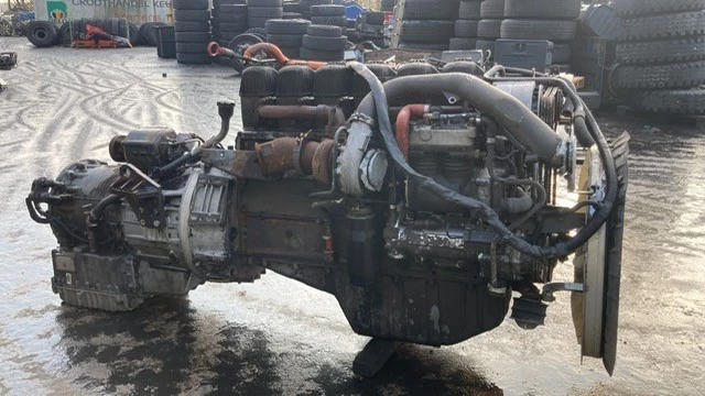 Scania 2003 - DC9 03 300HP SC-94G EURO 3 Bild 2