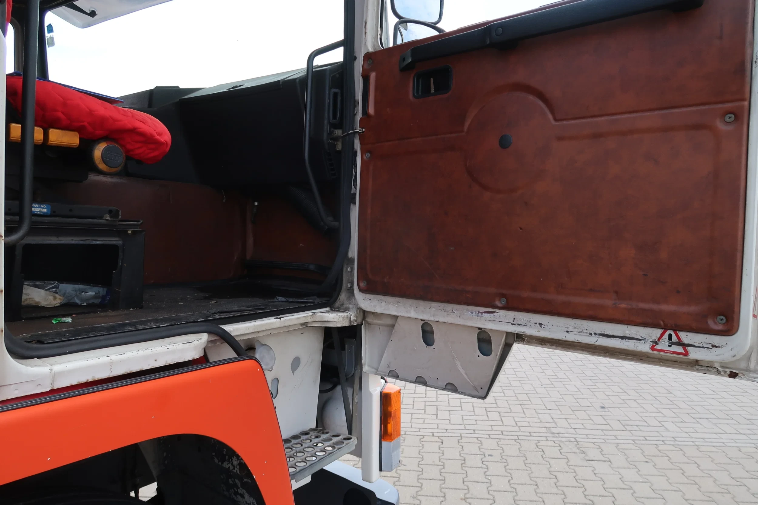 Volvo F 12.360 1985 - F 12.360 6x2 afbeelding 18