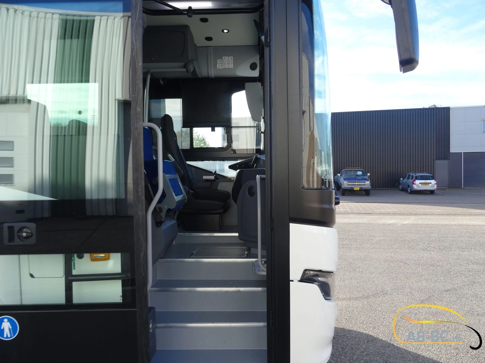 Iveco New 13 MTR Crossway 61 seats ADAS afbeelding 26