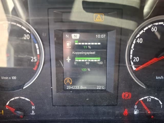 Scania P 2017 - P320 / HYBRIDE / ONLY:294233 KM / LIFT+LENKACHSE / SCHMITZ ISOLATED BOX / PLATFORM / LWDS / NAVI / XENON / AUTOMATIC / EURO-6 / 2017 image 28