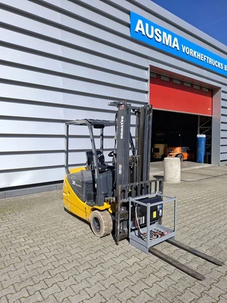 Komatsu 2015 - FB20M12 afbeelding 2 miniatuur