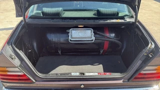 Mercedes-Benz E-Class 1990 - E200 bild 12