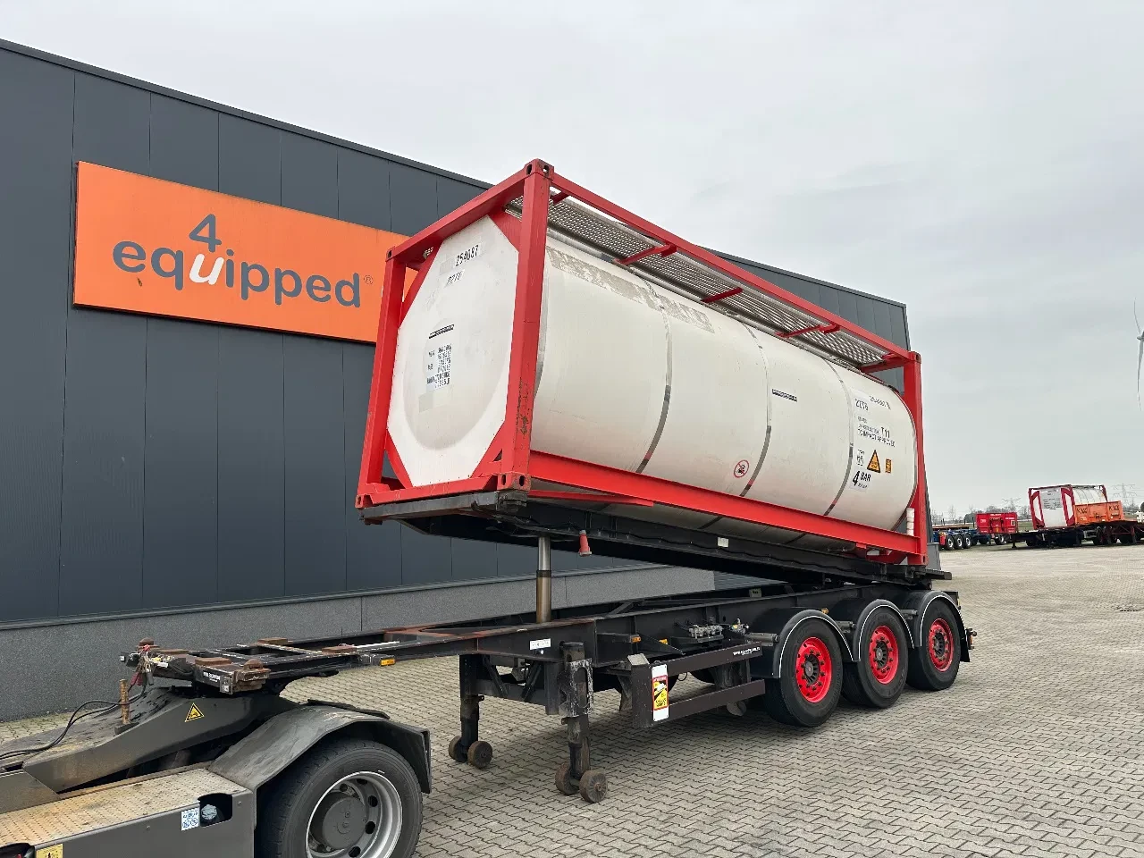 Van Hool 2005 - 20FT Tipping-chassis, ADR (EX/II, EX/III, FL, AT), SAF + DISC, 2 liftaxles изображение 1