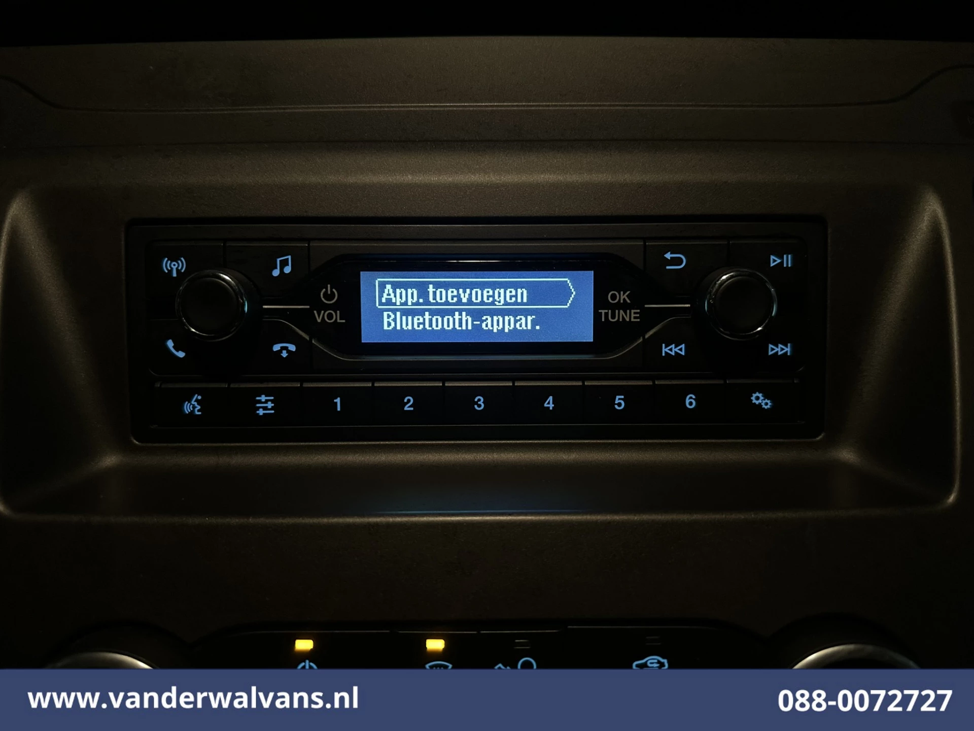 Ford Transit 2022 - 2.0 TDCI 160pk Bakwagen Laadklep Euro6 Airco | 1040kg laadvermogen | Cruisecontrol | Verwarmde Voorruit obrázek 14