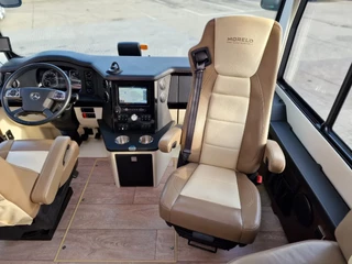 Mercedes-Benz N/A 2018 - Morelo Palace Liner 97 GO Slide-Out 300pk Slide-Out + Smart Garage image 13