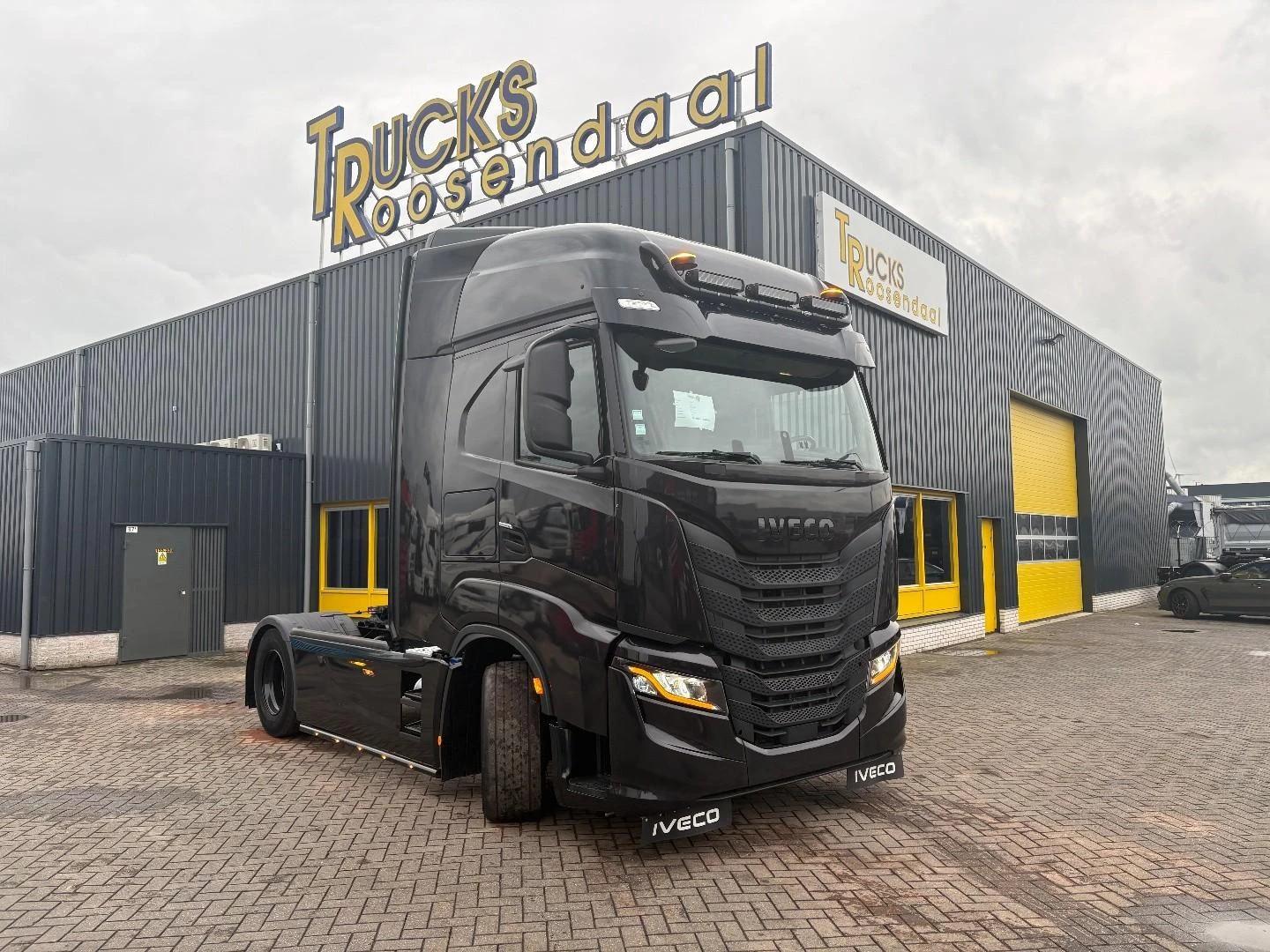 Iveco S-WAY 2024 image 1