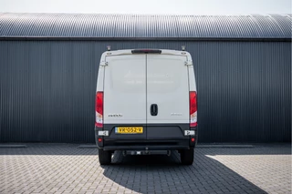 Iveco Daily 2015 - 35S13 L2H1 | 3.5T Trekgewicht | Climate | 3-Zits | Camera | Carplay | Cruise image 8