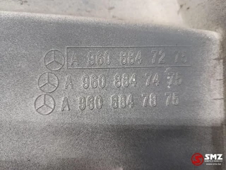 Mercedes-Benz N/A - Occ spatbordverlenger links Mercedes immagine 4
