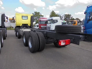 DAF XD 2026 - 450 F 8X4 NIEUW MET FABRIEKS GARANTIE NEDERLAND KENTEKEN image 4