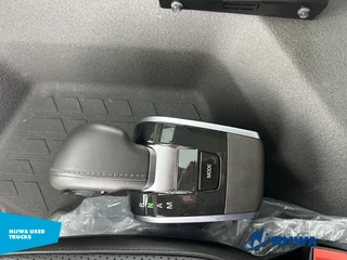 Volvo FMX 540 8x2 Hyva Haakarm + Vangmuil 2025 - N/A image 16