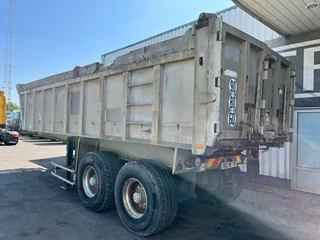Benalu N/A 1988 - 2 Axle Alu Tipper , Spring Suspension , Drum Brakes, Fruehauf Axles image 4