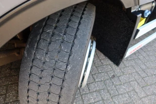 DAF XF480 2019 - 6X2 schuifzeil + schuifdak, Voorbereiding les auto image 23