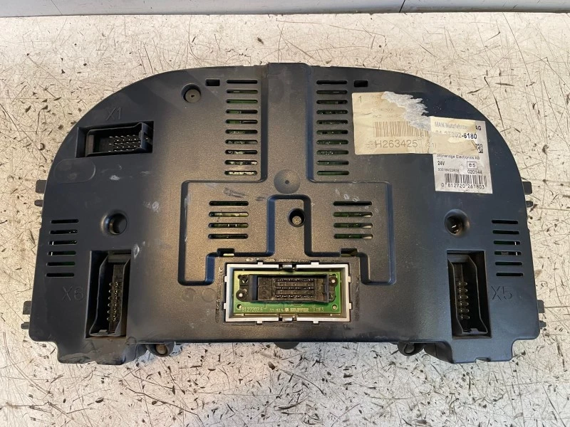 MAN 2006 - 81.27202-6180 INSTRUMENT PANEL immagine 2