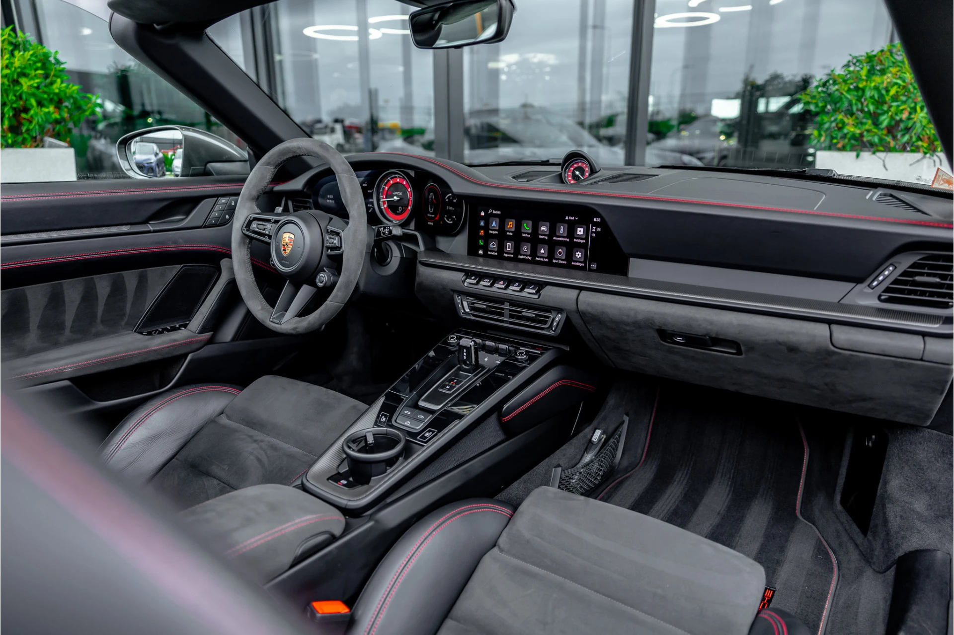 Porsche 911 2024 - Cabrio 3.0 Carrera GTS afbeelding 11