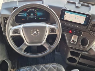 Mercedes-Benz Actros 2023 - 2663 Gigaspace 6x2 - Retarder - 4.90 WB - Full air - 630HP! - Leather obrazek 16