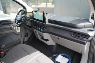 Ford Transit Custom 2026 - 340 2.5 PHEV L2H1 Limited 232pk 9 Zits - Keyless - ACC - Blindspot - Camera - Carplay - Navi - Prijs excl. BTW - Rijklaar image 39
