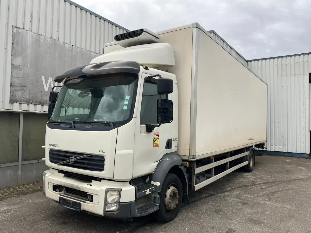 Volvo 240 2012 - FL 12-240 , Fridge truck , Carrier Viento afbeelding 1