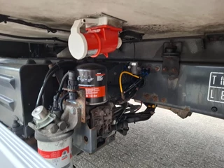 Renault D16 2017 - / ONLY:497760 KM / THERMOKING / PLATFORM 2TON / LWDS / BED / DATALOG / FULL-AIR / AUTOMATIC / EURO-6 / 2017 image 11