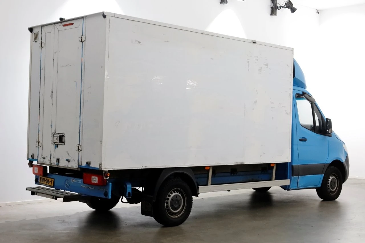 Mercedes-Benz Sprinter 2020 - 311 CDI 115pk E6 RWD Bakwagen met achterdeuren 2-Persoons 12-2020 Bild 2