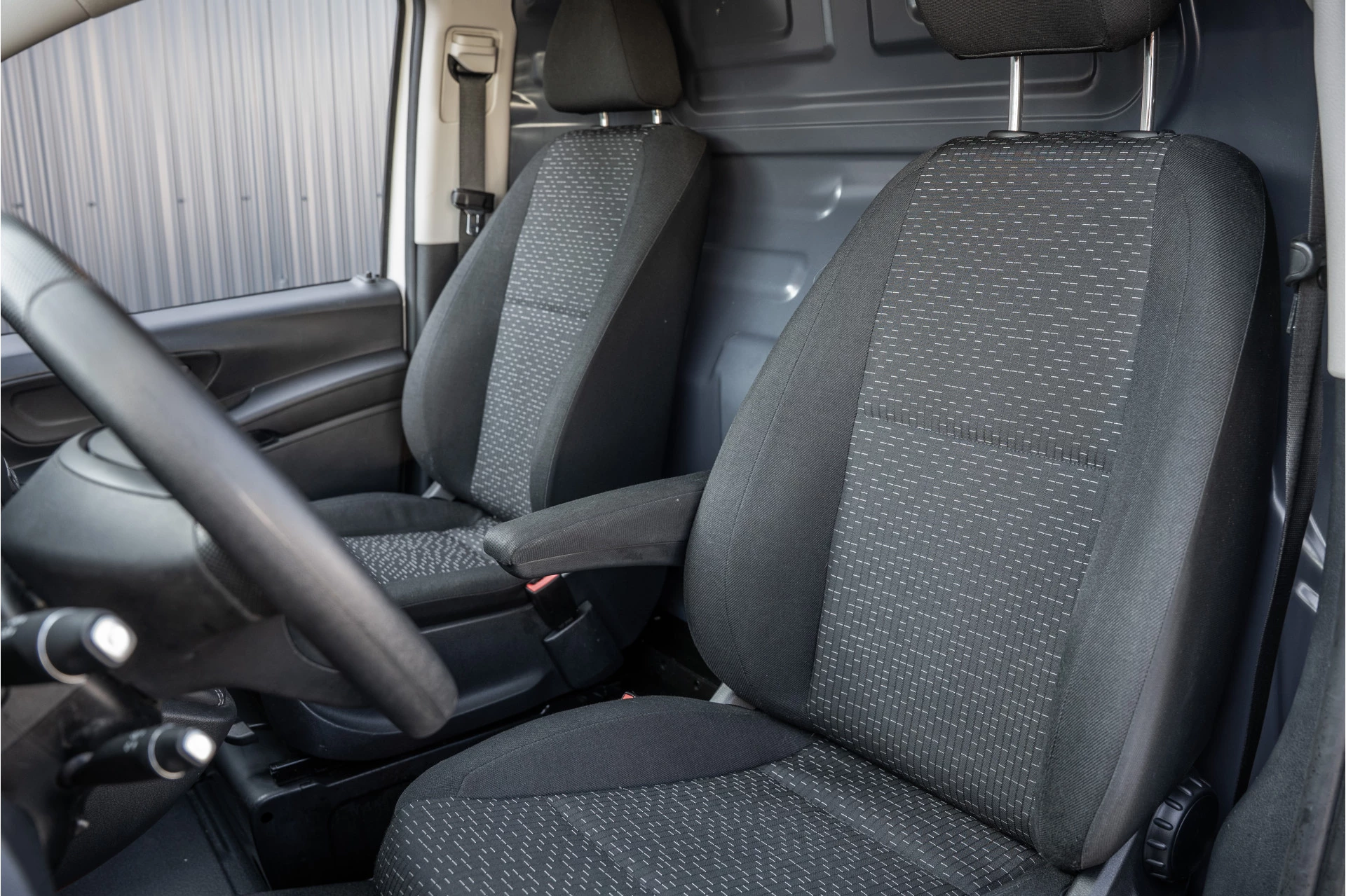 Mercedes-Benz Vito 2021 - 116 CDI L2H1 | 163 PK | Cruise | PDC | Airco | Trekhaak image 12