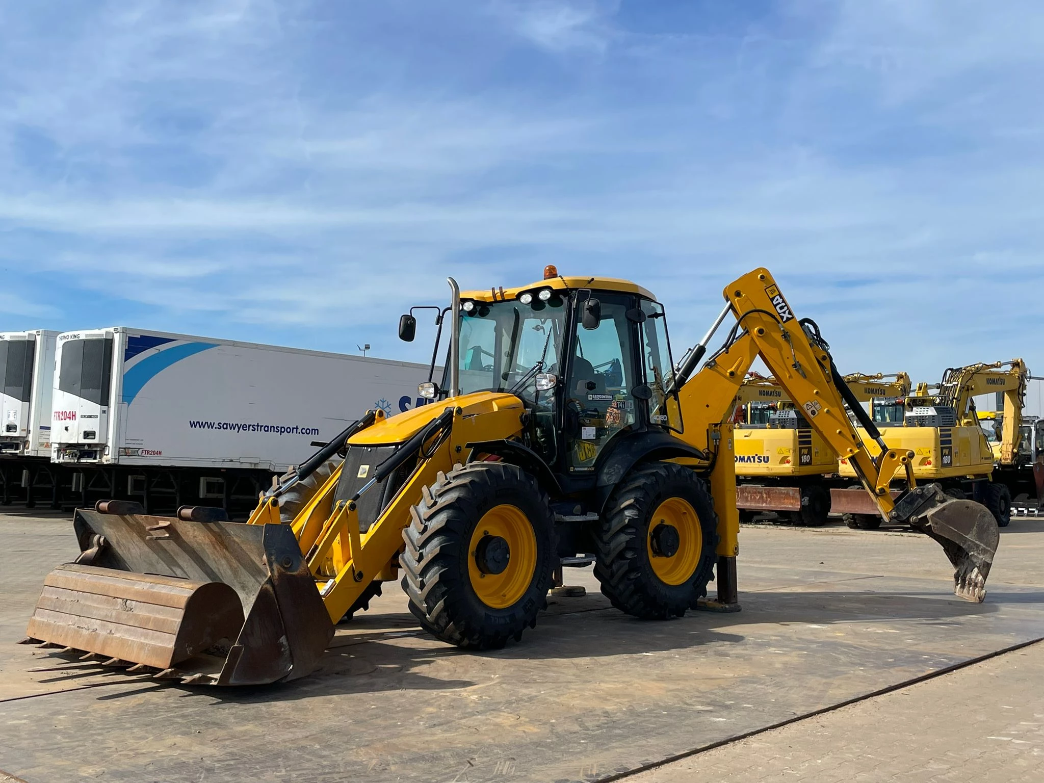 JCB 4CX 2015 obrázek 5