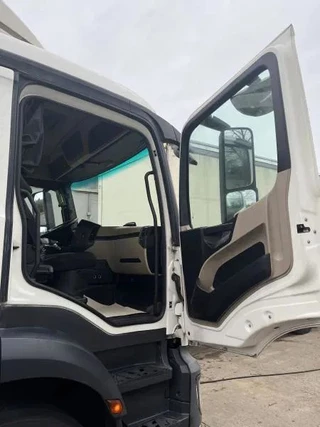 Mercedes-Benz Actros 2016 - 2543 BL 6x2 MEILLER Abroller TÜV NEU! изображение 19