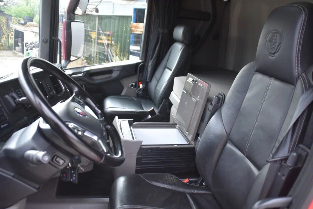 Scania R 2019 - R450 NGS 4x2NB - EURO 6 D - RETARDER - 437 TKM - FULL AIR - NAVI - LEATHER SEATS - ALCOA'S - LED LIGHTS - afbeelding 5