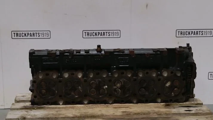 MAN - Engines & Parts Cilinderkop D2676LF51 afbeelding 3