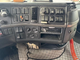 Volvo FH 2004 - 460 EURO 3 obrazek 10