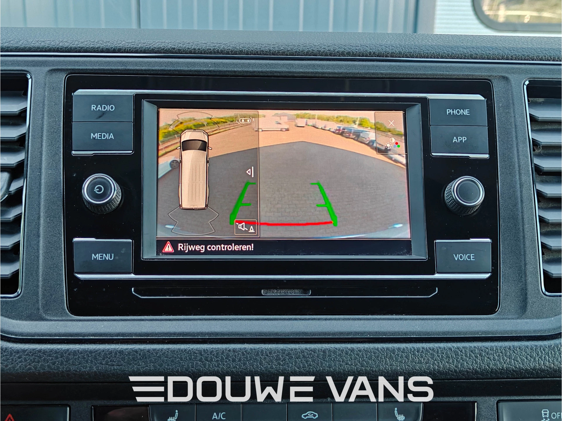 Volkswagen Crafter 2022 - L3 H2 Automaat Zilver Camera Stoelverw. Carplay image 15