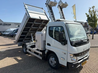 FUSO Canter 2023 - Kipper 3.0 3S13 Airco 3500KG Trekhaak 130PK 44000KM Bild 3 Miniaturansicht