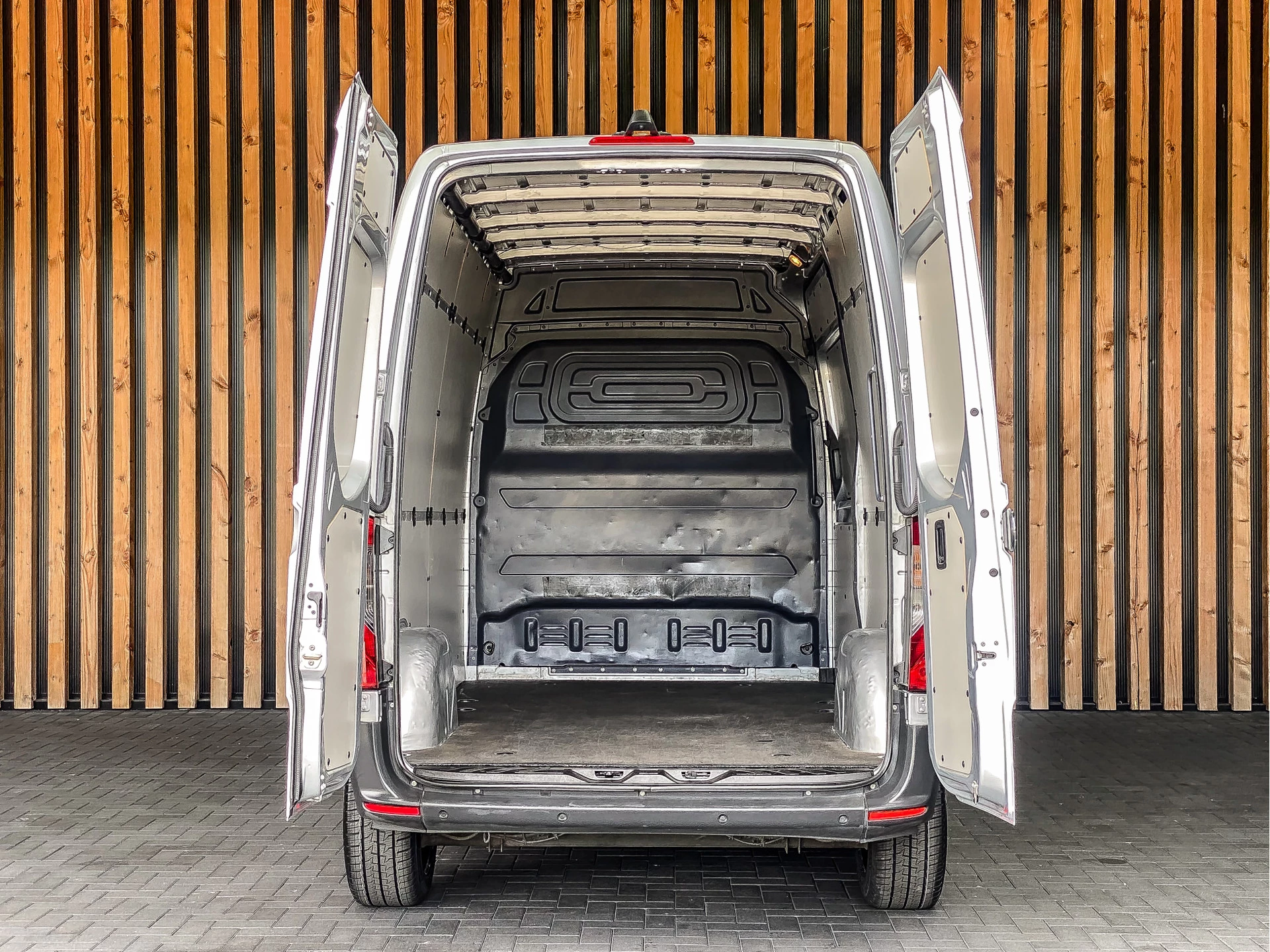 Mercedes-Benz Sprinter 2022 - 1.9 CDI 150PK Automaat L2H2 Bestelwagen afbeelding 5