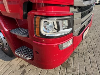 Scania S 2025 - SUPER 560S / ENGINE RUNNING / RETARDER / OVERDRIVE / !!!ONLY:56962 KM!!! / DOUBLE TANK / PARKCOOL / DIGITAL DASH / LEATHER / AUTOMATIC / EURO-6 / 2025 bild 12