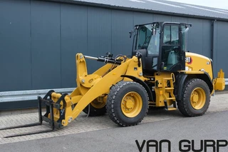 Cat 2023 - 910 High Lift | 2023 | 40km/h | BSS | 38h te koop