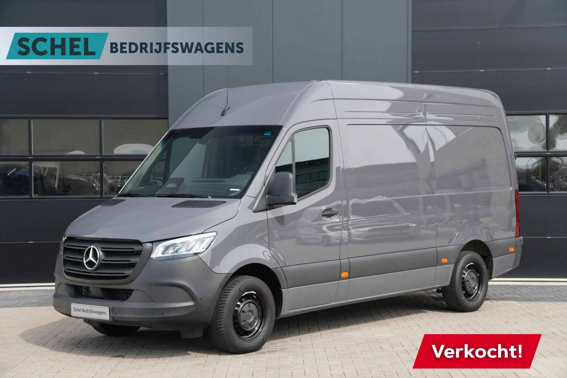 Mercedes-Benz Sprinter 2024 - 315CDI L2H2 RWD Pro 150pk - Camera - Trekhaak - Blind Spot - LED - Stoelverwarming - Navi - Rijklaar afbeelding 1