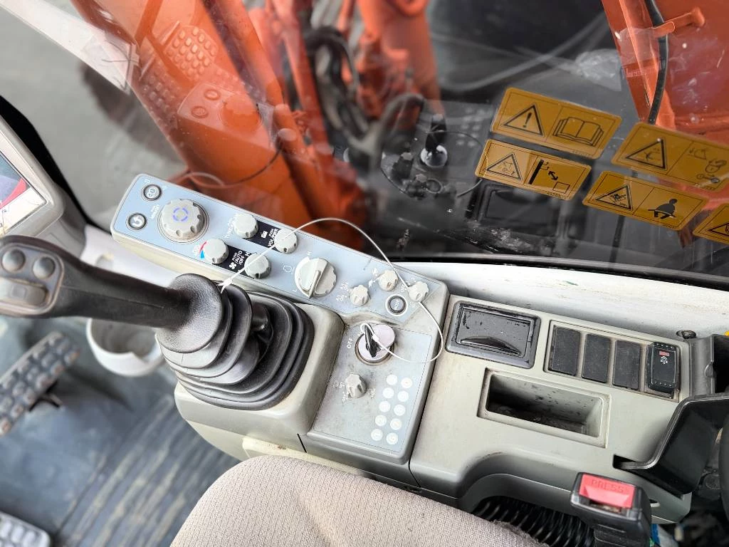 Hitachi 2016 - ZX250LC-5B Long Reach afbeelding 44