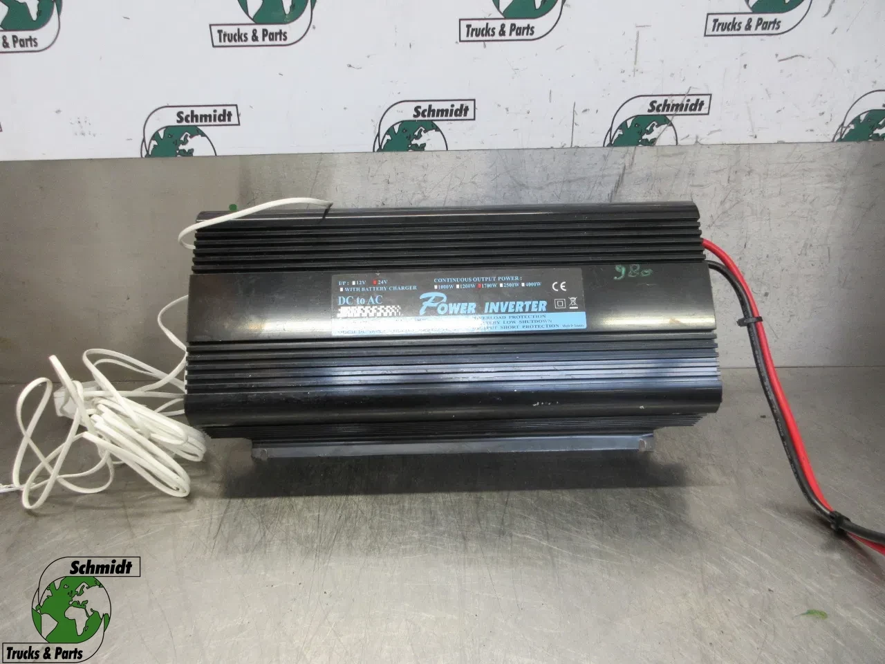Volvo - POWER INVERTER DC TO AC OMVOORMER VOLVO FH 460 MODEL 2018 afbeelding 1