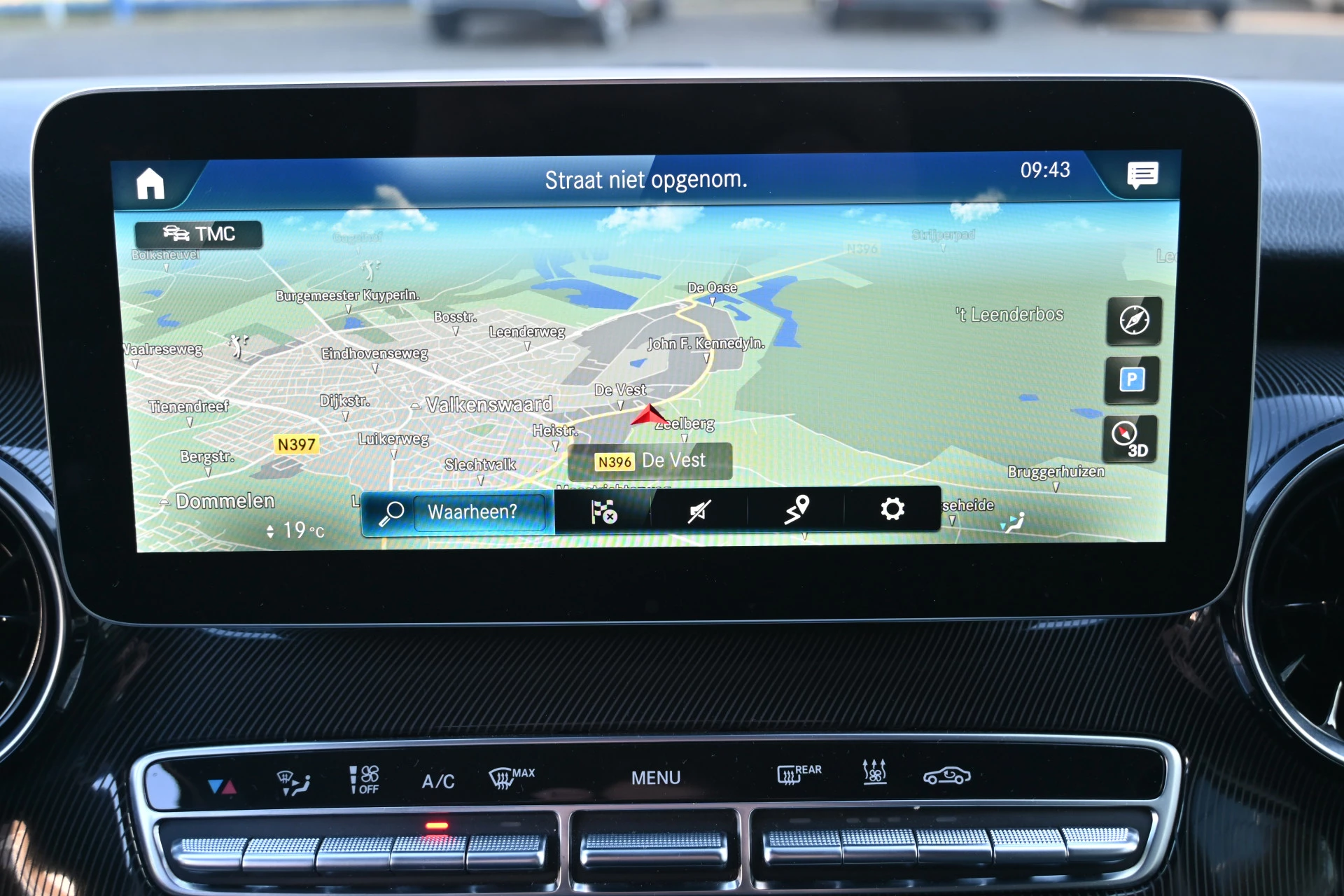 Mercedes-Benz V-Class 2024 - 300d Lang DC Edition Bild 6