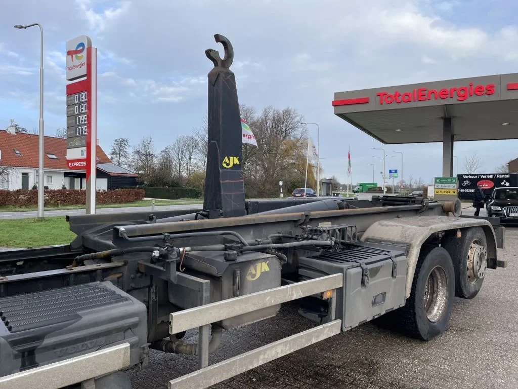 Volvo 340 2002 - FM 9.340 6x2 AJK Hooksystem obrázek 6