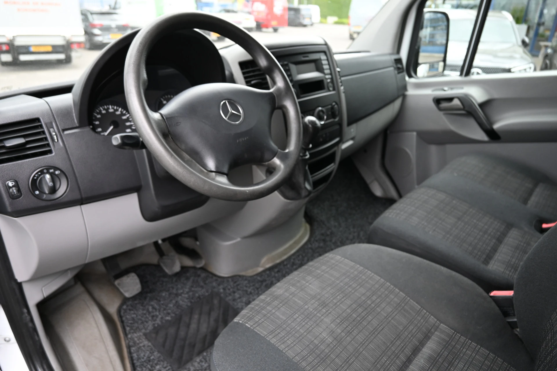 Mercedes-Benz Sprinter 2017 - 211 CDI L1H1 Euro 6 afbeelding 4
