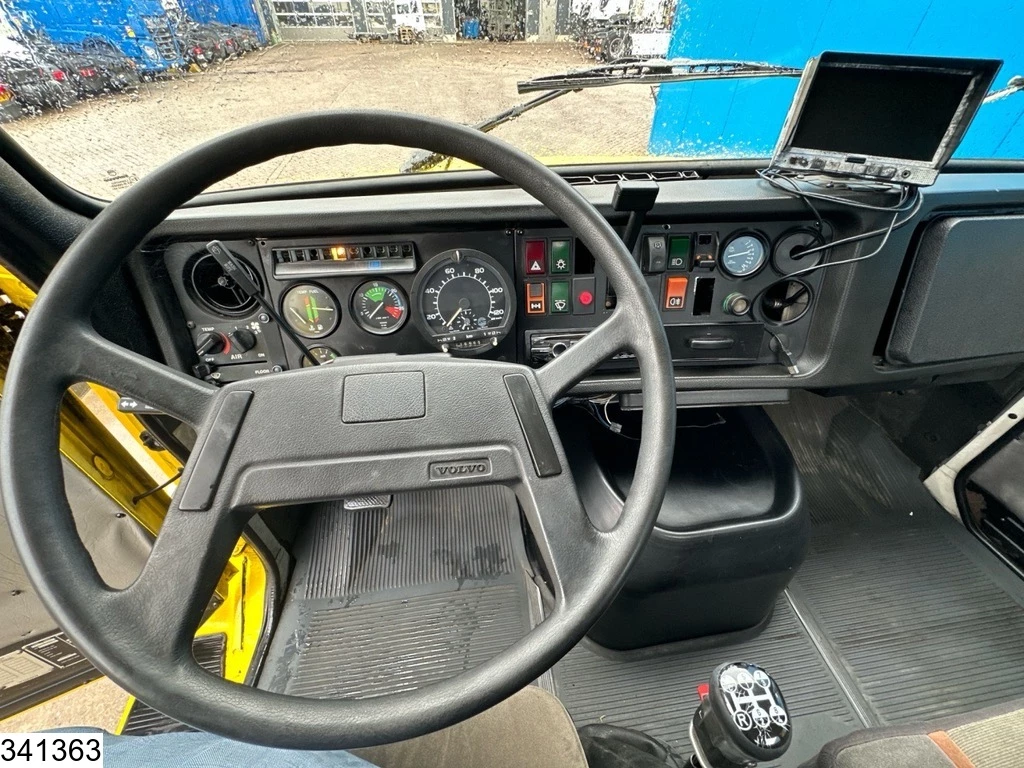 Volvo 1990 - N 10 Wrecker, Steel suspension Bild 10