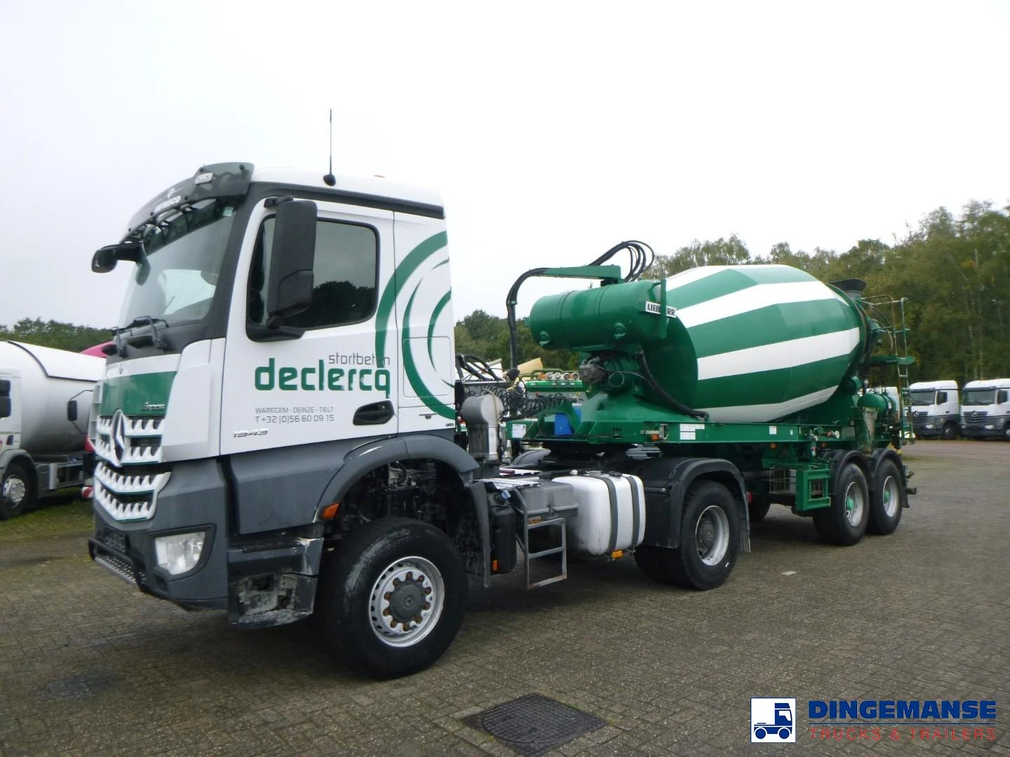 Mercedes-Benz Arocs 1943 4x4 Euro 6 + Liebherr mixer trailer 10 m3 2016 afbeelding 1