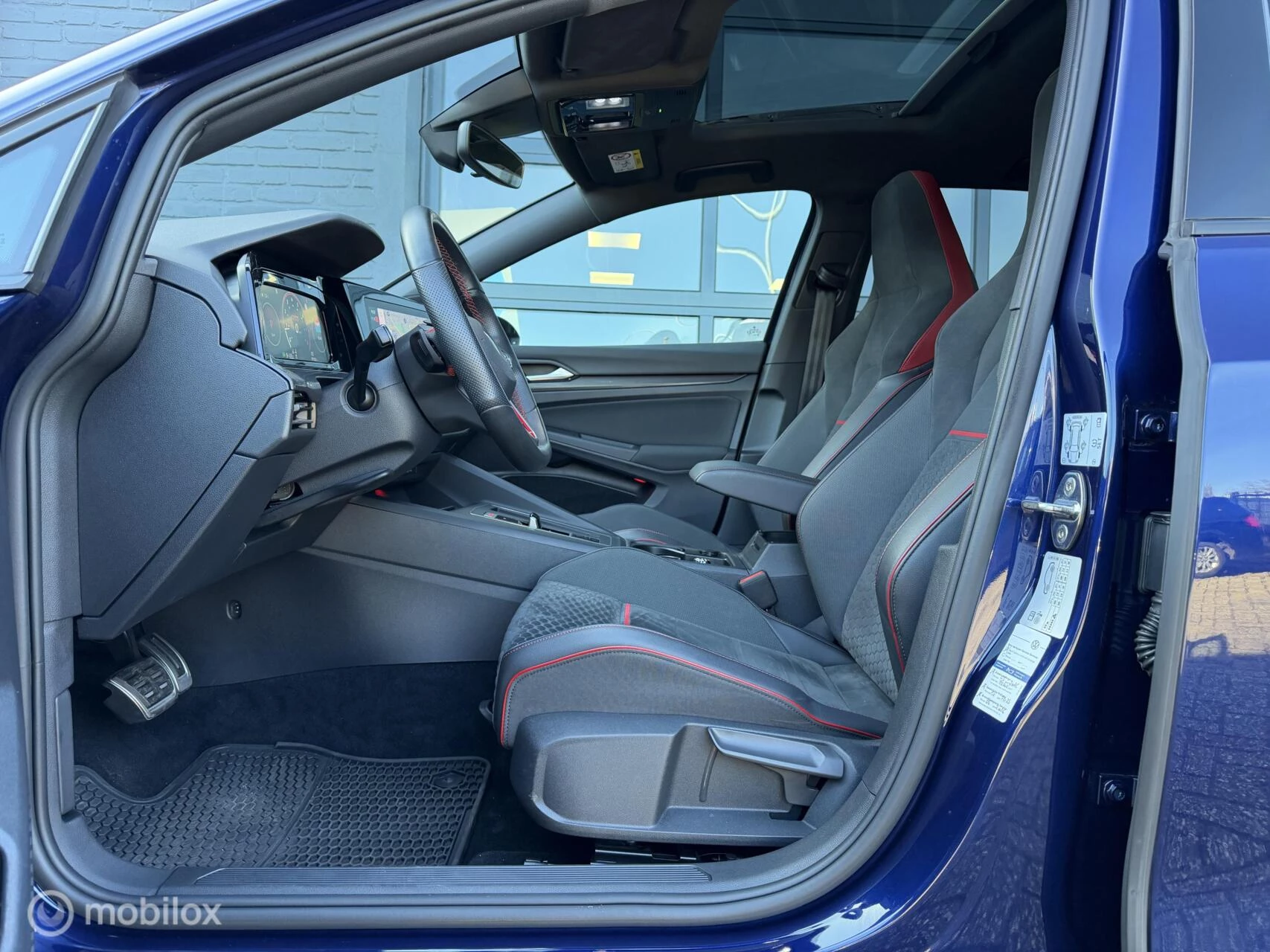 Volkswagen Golf 2022 - 8 2.0 TSI GTI DSG Clubsport 300 PK Navi Pano obrázek 10