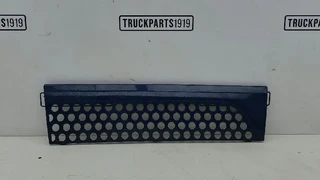 Mercedes-Benz - Body & Chassis Parts Kap grill Re. MB te koop