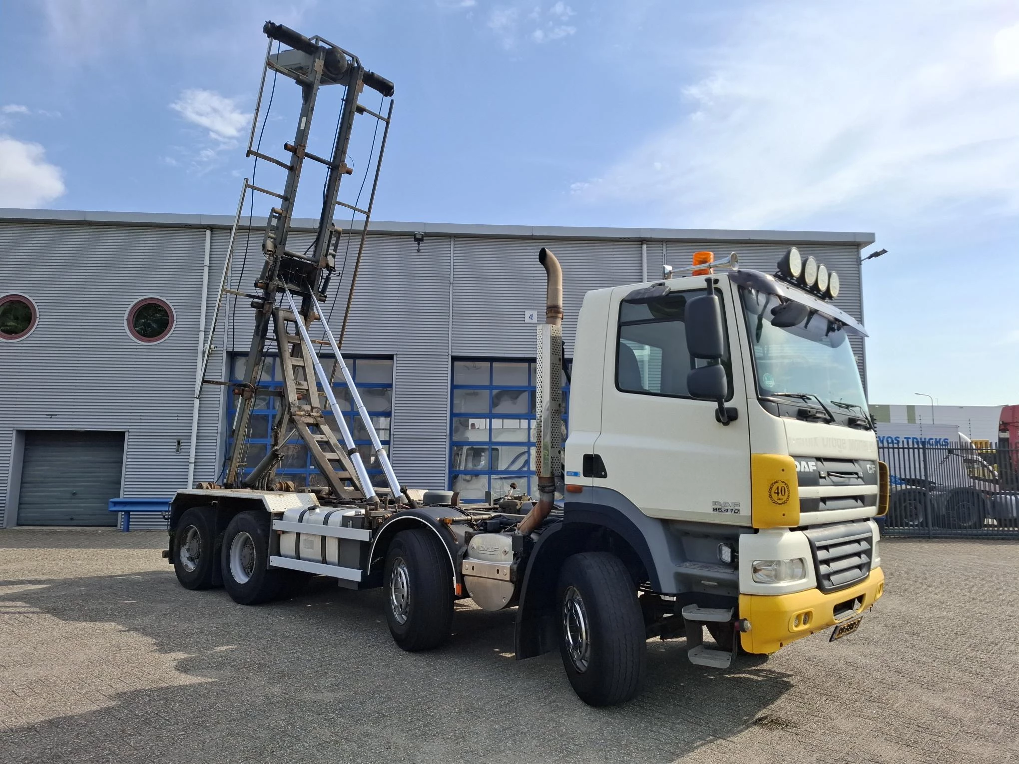 DAF CF 85.410 2013 - / 8X4 / BIG AXLE / FULL STEEL / NL TRUCK / HTS CABLE SYSTEM 32 TON / AIRCO / AUTOMATIC / EURO-5 / 2013 obrázek 3