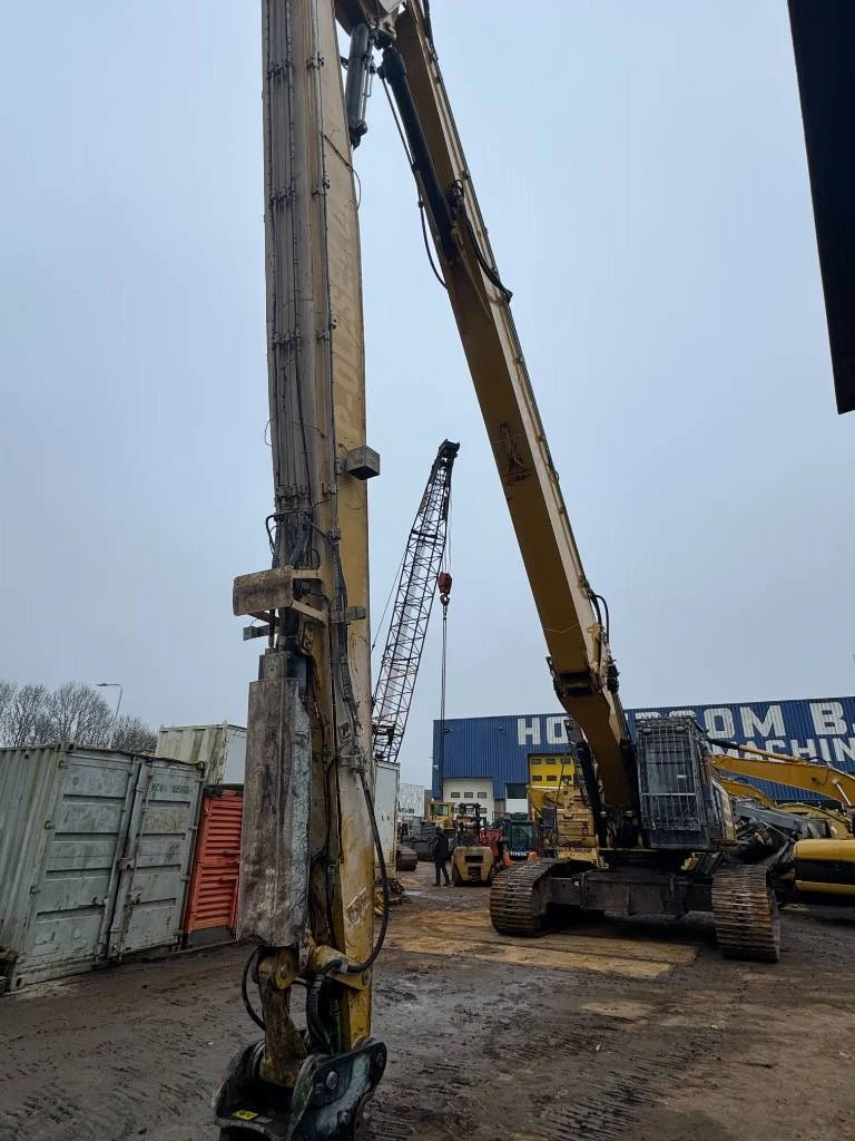 Cat 2015 - 352 FL UHD 30m boom incl normal boom obrázek 11